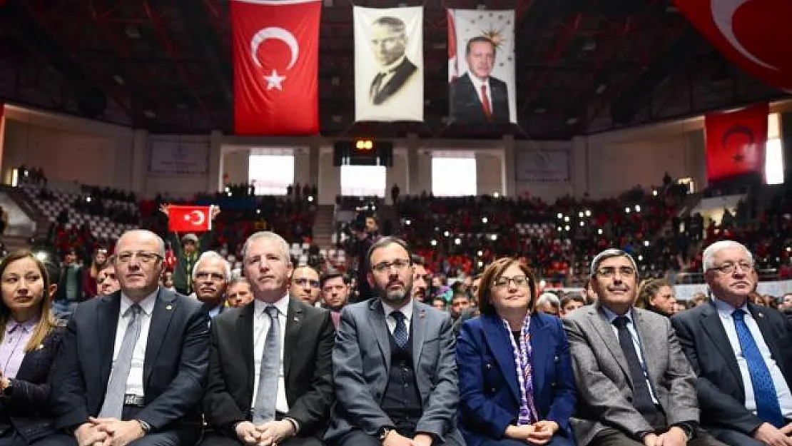 Gaziantep'te okulların spor kulüplerine malzeme desteği