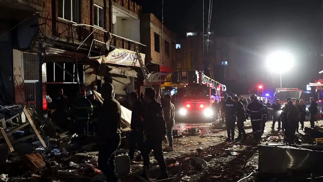 Gaziantep'te peş peşe patlamalar! Ortalık savaş alanına döndü! Yaralılar var!