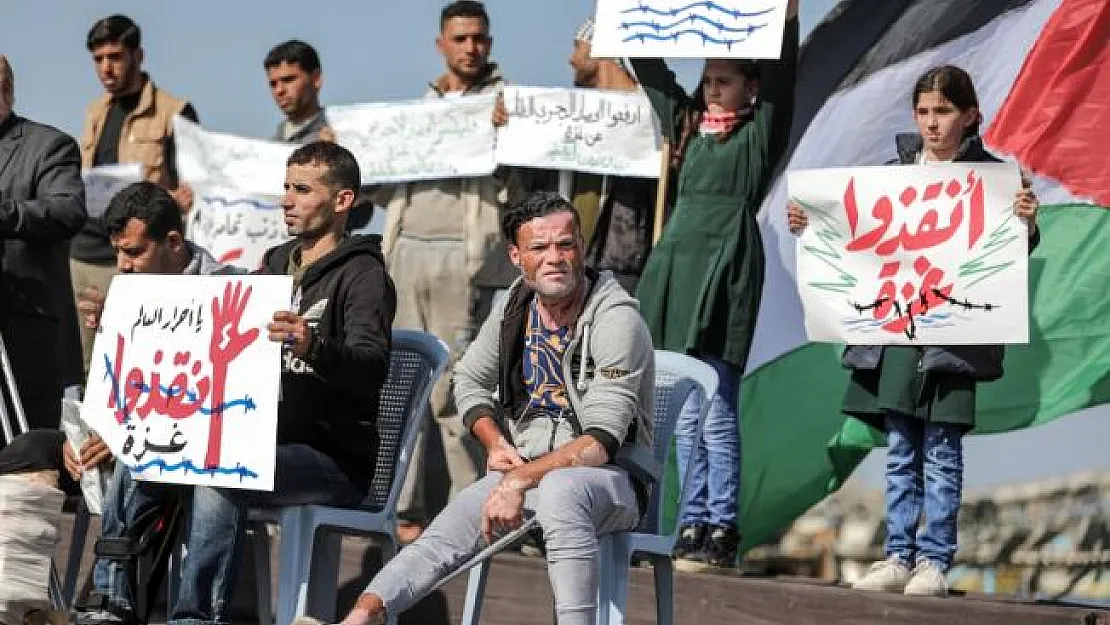 Gazze'de İsrail ablukası protestosu
