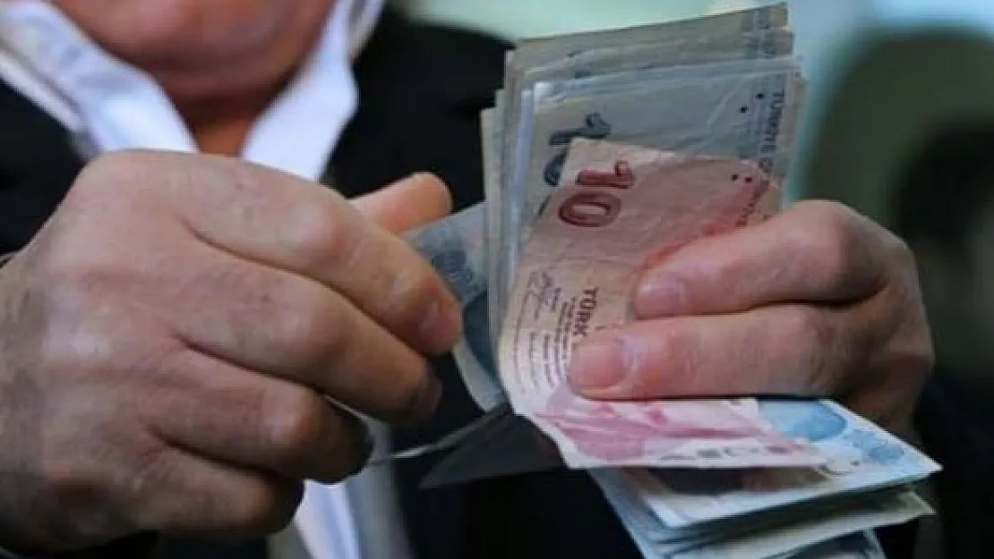 Gözler Meclis'e çevrildi: Emekli maaşlarına ek 650 TL zam yapılacak!