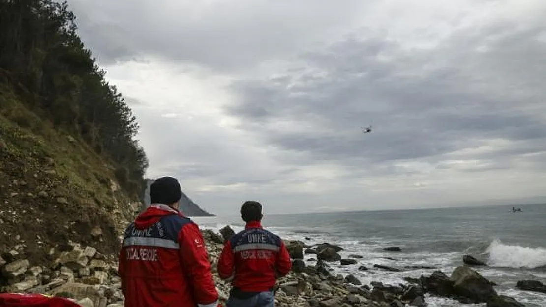 GÜNCELLEME - Kastamonu'da balıkçı teknesi battı