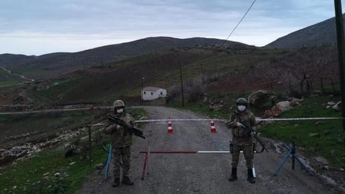 Güvenlik korucusunun testi pozitif çıktı, köy karantinaya alındı!