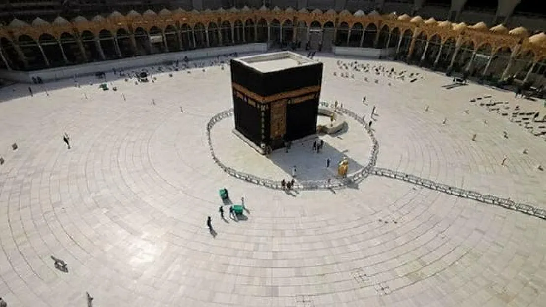 Hac bu yıl yapılacak mı? Diyanet'ten merakla beklenen açıklama geldi