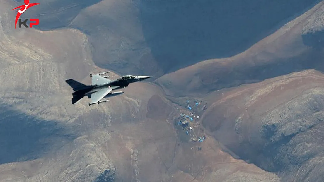 Hakkari ve Kuzey Irak'a TSK'dan Hava Harekatı Düzenlendi