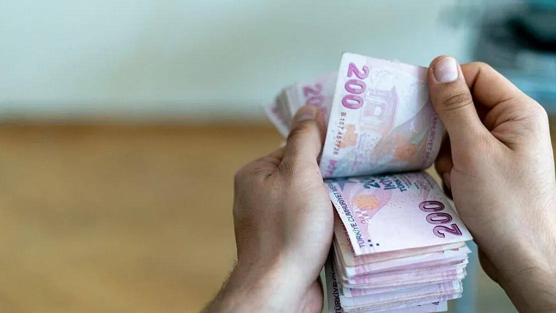 Halkbank 5 bin TL'ye varan ihtiyaçlar için MiniKredi paketi detaylarını açıkladı!