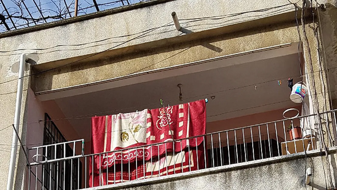 Hatay'da Kan Donduran Olay! Kocasını Öldürdü, Cesedini 4 Parçaya Bölüp, Bahçeye Gömdü