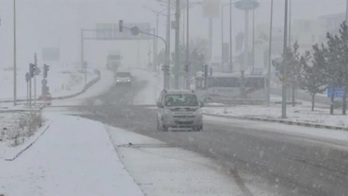 Hava Şartları Kötüleşiyor ! Eksi 9 Derece Görüldü