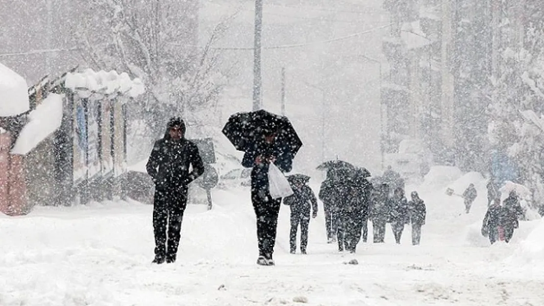 Hava Sıcaklığı Hissedilir Derecede Azalıyor, Hafta Sonundan İtibaren Yağışların Kar Şeklinde Olması Bekleniyor