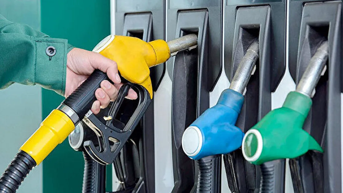 Her şey bu habere bağlı! Benzin ve motorine yeni indirim geliyor mu?