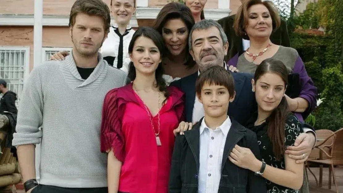 Herkes onu Aşk-ı Memnu dizisinden tanıyor: Usta oyuncudan kötü haber geldi! Son dakika açıklandı