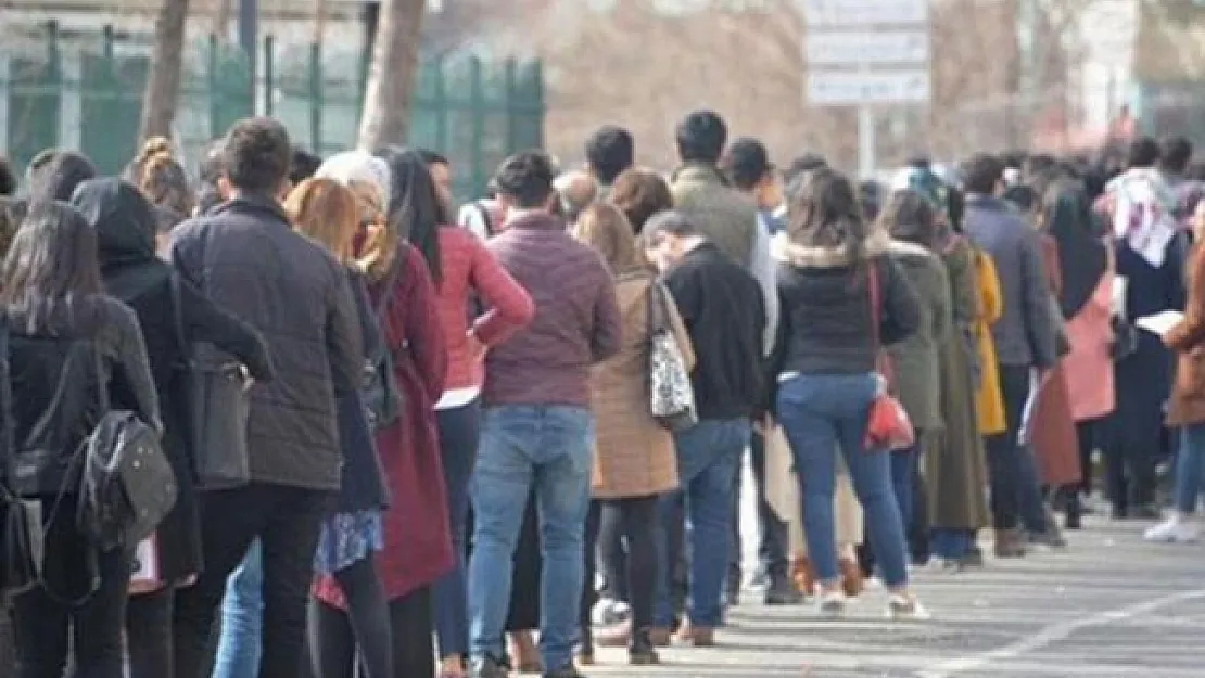 Herkesin merak ettiği işsizlik rakamları TÜİK tarafından açıklandı