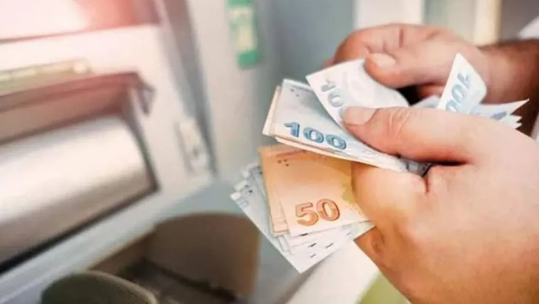 Hükümetin Zam Teklifi Memurları Enflasyona Ezdirdi