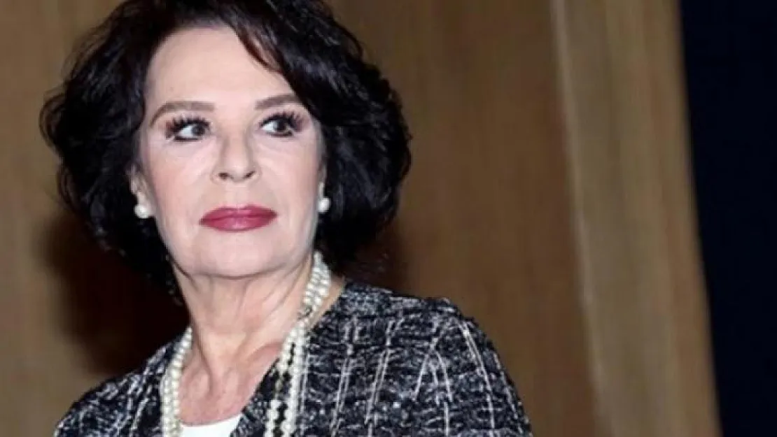 Hülya Koçyiğit'in kırılan ayağında çürüme meydana geldi