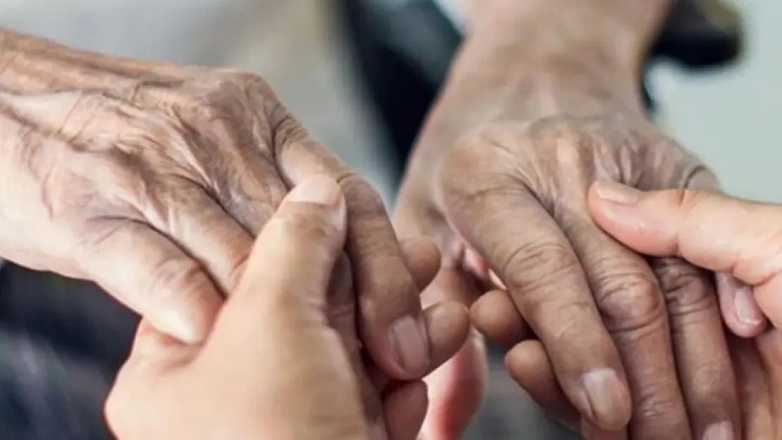 Huzurevlerine KPSS'siz devlet personeli alınıyor! 18-60 yaş arası başvurabilecek: Hemşire, aşçı, temizlik görevlisi, büro memuru..