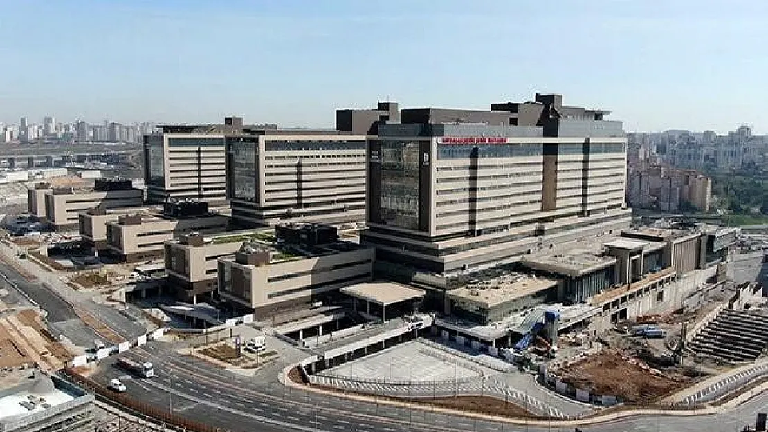 İBB, Başakşehir Şehir Hastanesi'nin Yol Yapımına Dair 10 Maddelik Bir Açıklama Yaptı!