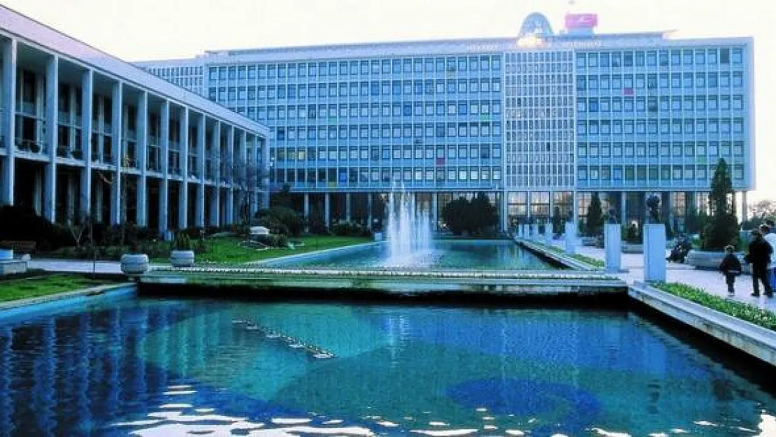 İBB KPSS'siz erkek kadın yardımcı sağlık personeli alımı yapacağını duyurdu! Başvuru şartları açıklandı