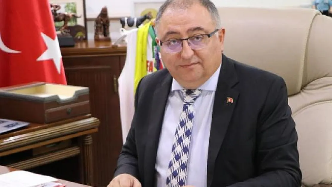 İçişleri Bakanlığı tarafından Yalova Belediye Başkanı Vefa Salman görevden uzaklaştırıldı!