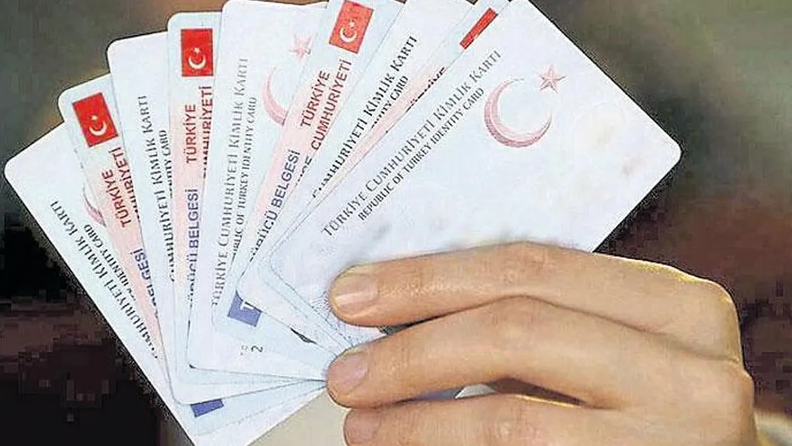 İçişleri Bakanlığı'ndan herkesi ilgilendiren ehliyet ve kimlik açıklaması!