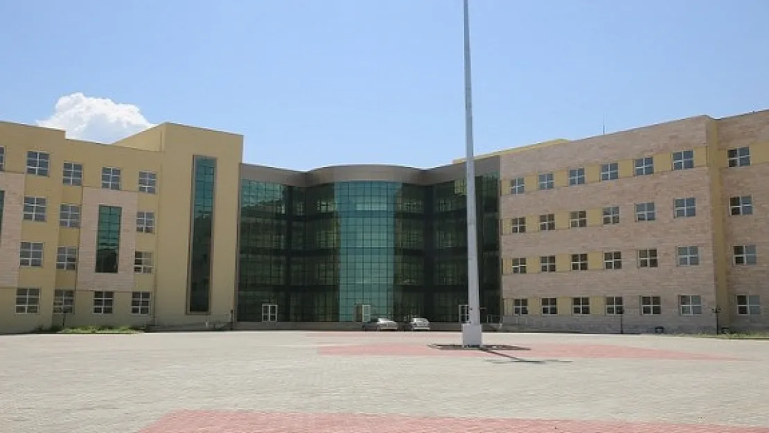 Iğdır Üniversitesi 11 Akademik Personel Alacak