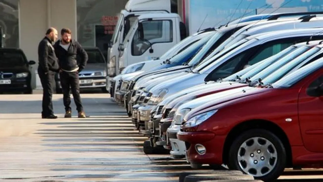 İkinci el araba fiyatları için kötü haber verildi!