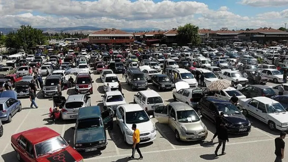 İkinci el fiyatları değişiyor: Araç alacaksınız çok hızlı olun! İkinci el düştü mü, yükseldi mi?