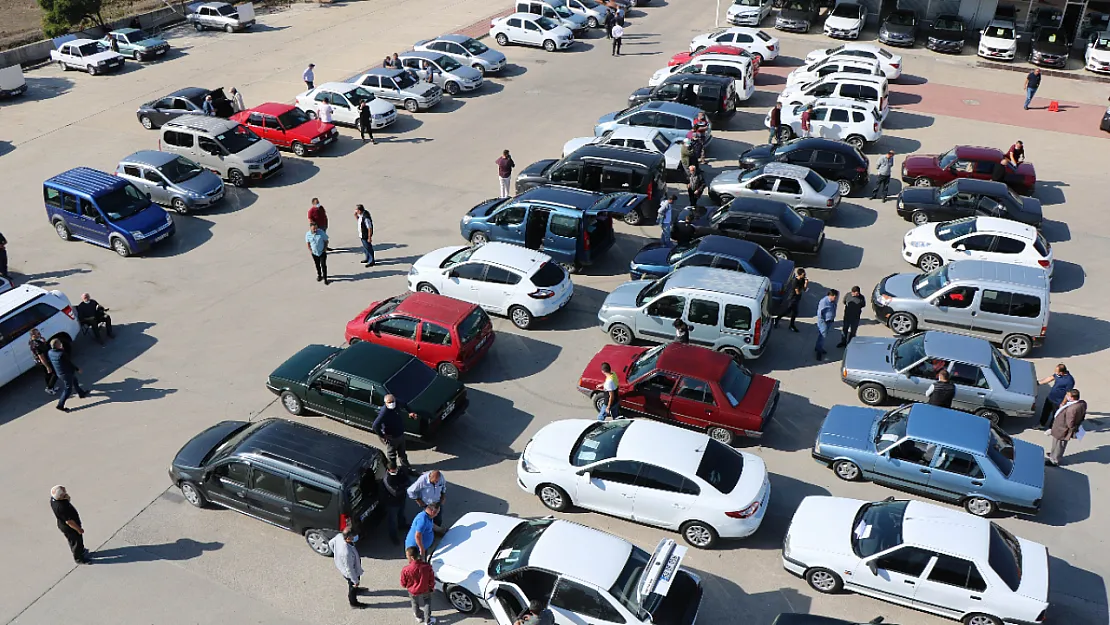 İkinci El Otoda Fiyat Artışları Mercek Altında: Ticaret Bakanlığı Sıkı Denetim Başlattı