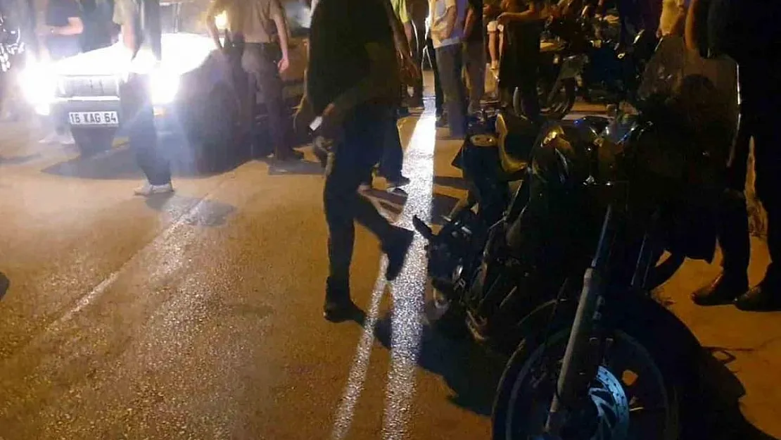 İnegöl'de Kavga İhbarına Giden Motosikletli 2 Polis Yaralandı