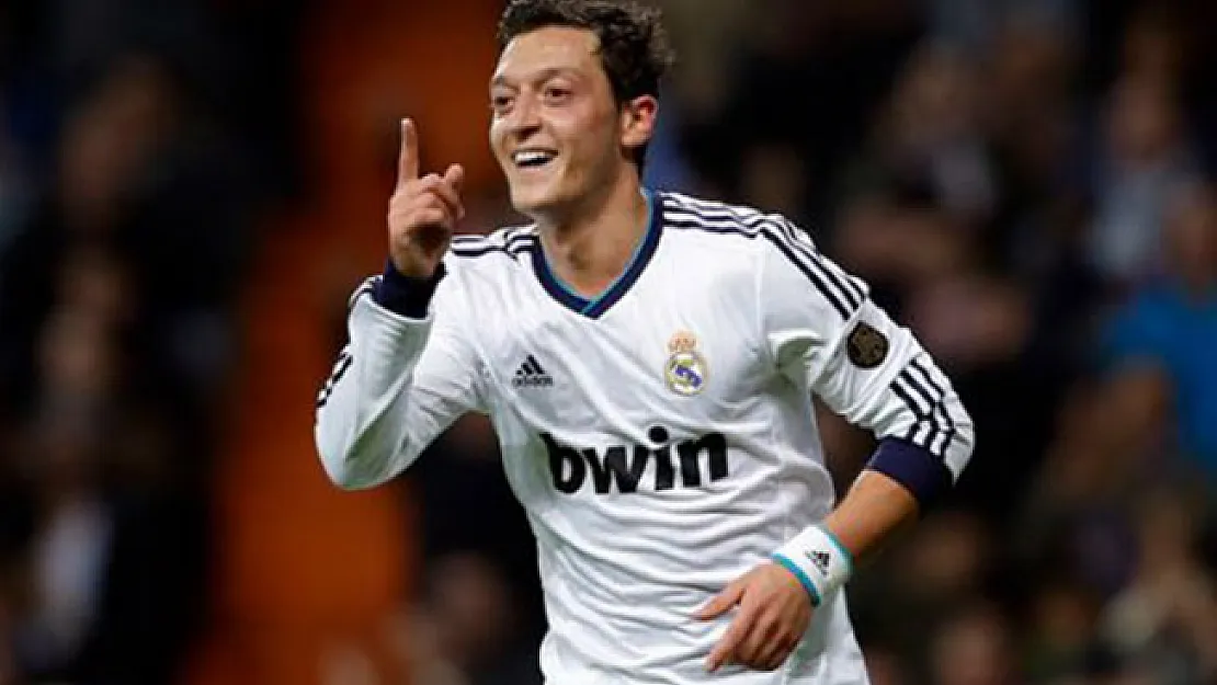 İngilizler Duyurdu! Arsenal'den Flaş Mesut Özil Kararı