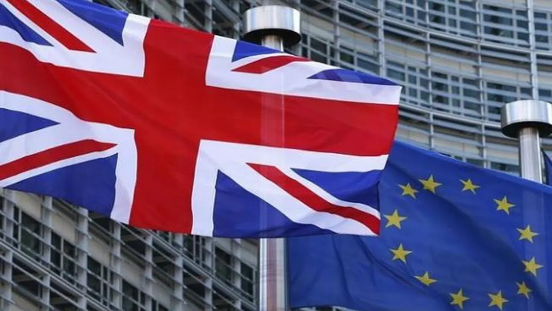 İngiltere ve Avrupa Birliği arasında süren Brexit sürecinde anlaşma onaylandı