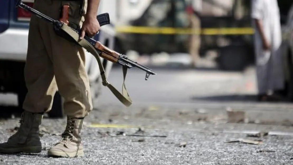 Irak'da aşiretlerle çatışmaya giren DEAŞ militanı 5 kişi öldürüldü