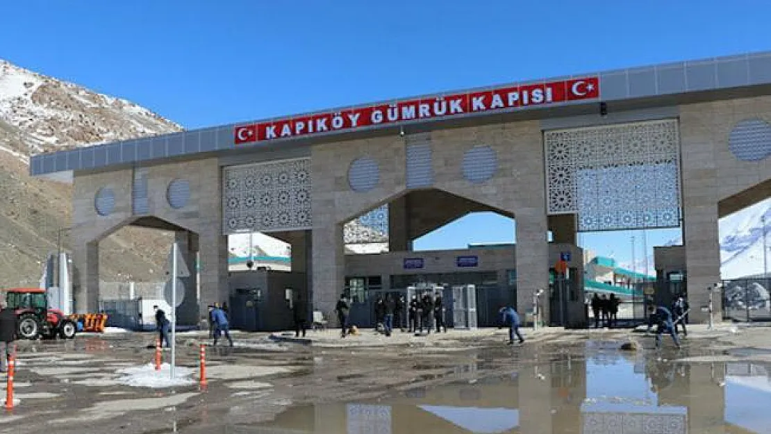 İran sınırına Sahra Hastanesi kuruluyor!