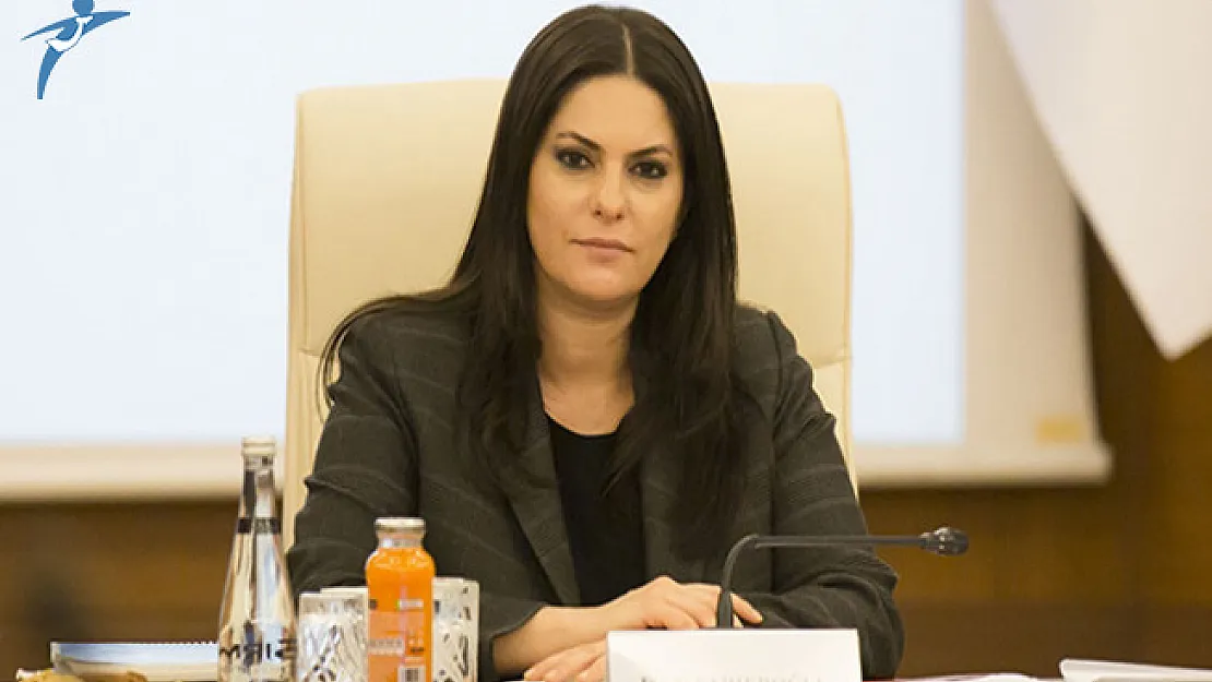 İş Başı Eğitim Kurslarına Katılan ve Çocuğu Olan Kadınlara 400 TL Destek Verilecek