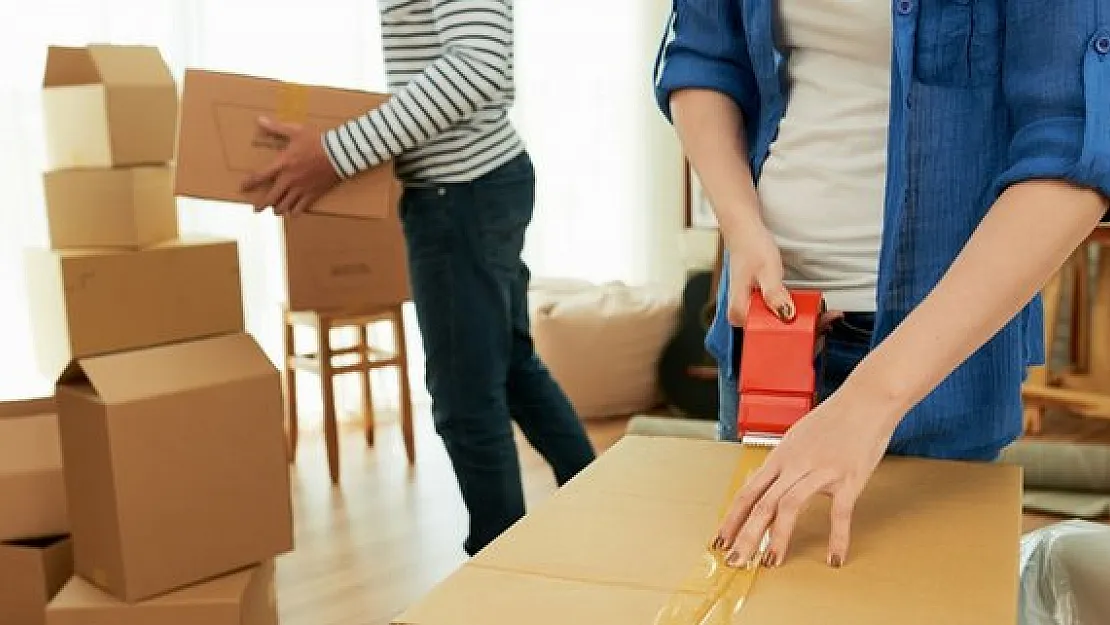 İşe ihtiyacı olan hemen başvursun: İŞKUR 1415 paketleme işçisi alım başladı! 7-8 bin TL maaşla paketleme işi