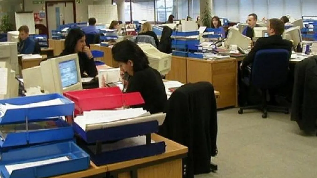 İŞKUR 32 şehirde kamuya ve özele KPSS'siz 548 büro memuru alımı yapacak!