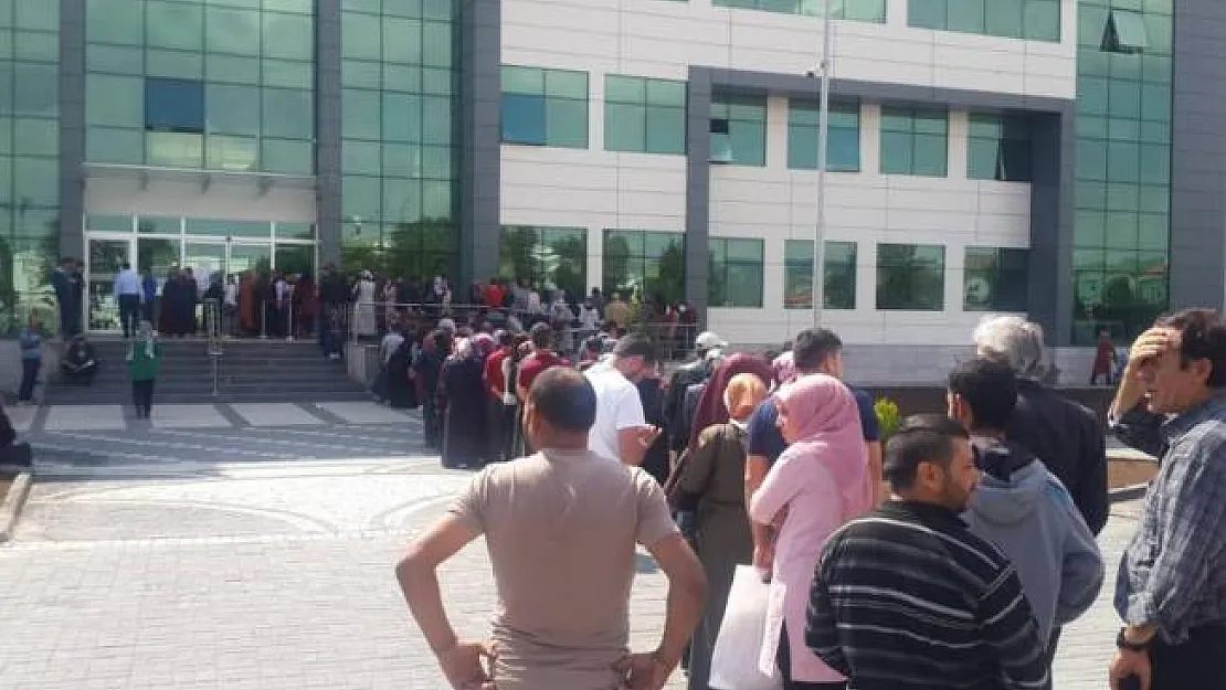 İŞKUR aracılığı ile 10 kamu kurumuna en az ilköğretim ve lise mezunu personel alımı yapılacak!