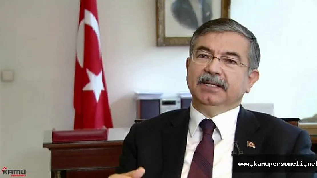 İsmet Yılmaz Okullara Dağıtılan Araç Gereçlerle İlgili Konuştu