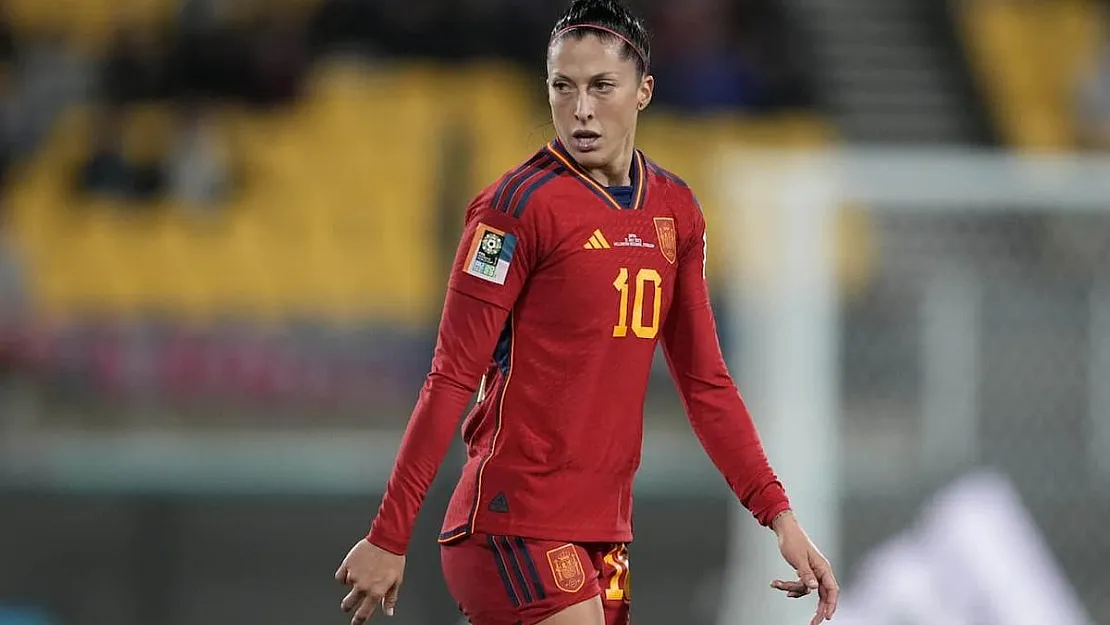 İspanyol futbolcu Jenni Hermoso, Luis Rubiales'i Dünya Kupası öpücüğünde cinsel saldırıyla suçladı