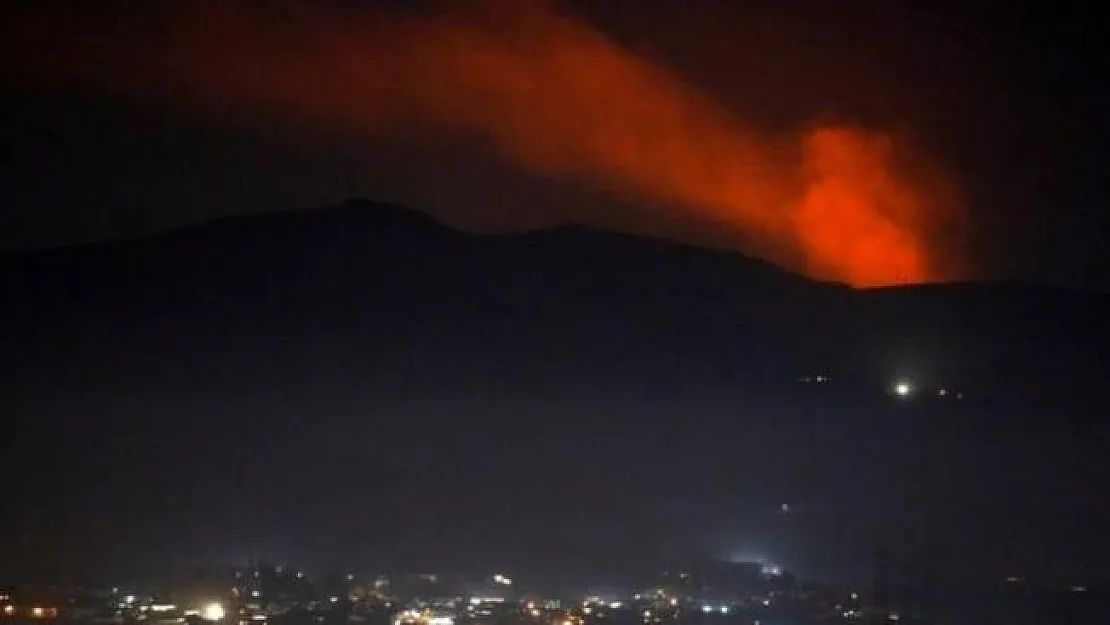 İsrail, Suriye'ye ait bir silah deposuna hava saldırısı düzenledi