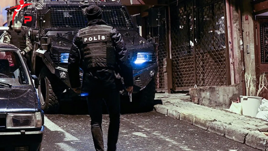 İstanbul Merkezli, 19 Eski Polise Yönelik FETÖ Operasyonu