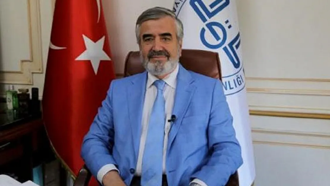 İstanbul Müftüsü Hasan Kamil Yılmaz Açıkladı: Çiğnenmiş Sakız Orucu Bozmaz