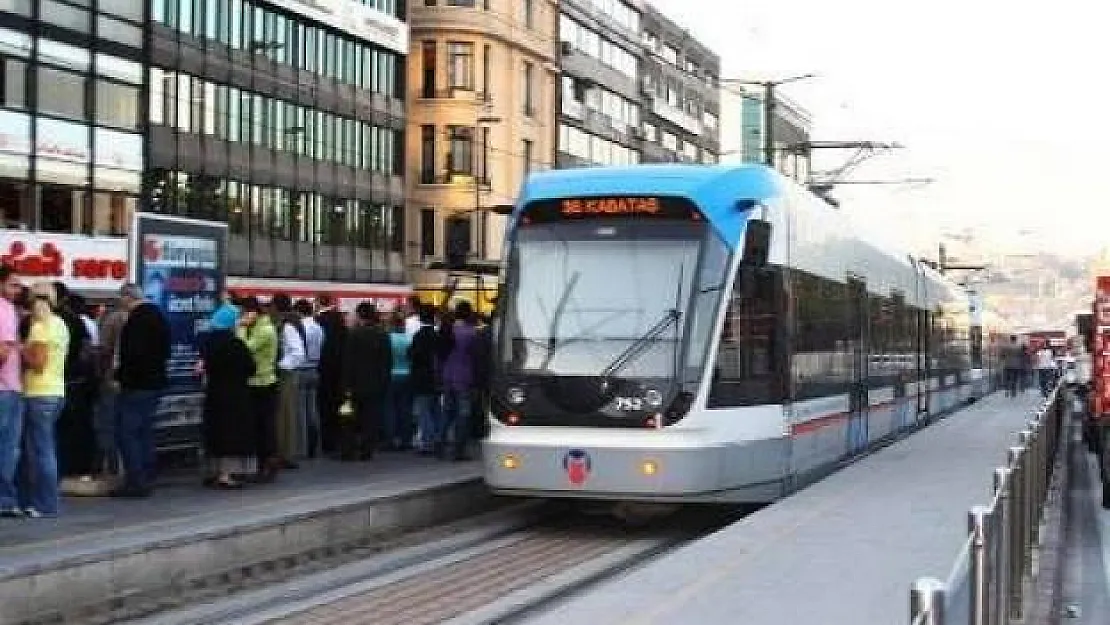 İstanbul Tramvay arızası- Kabataş Bağcılar Beyazıt  İstasyonları arasında seferler yapılamıyor