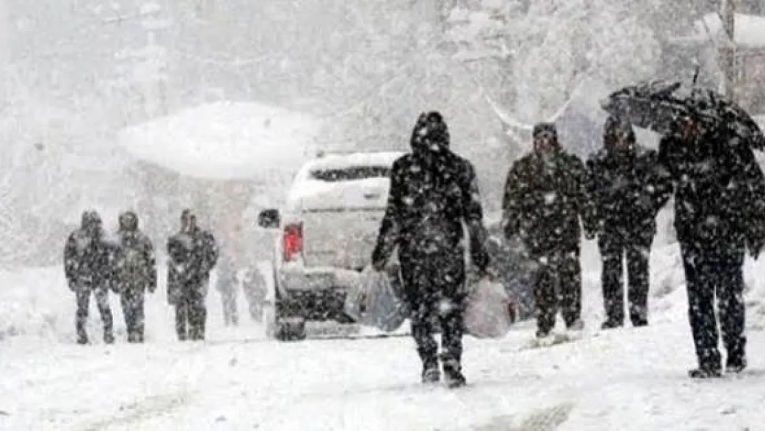 İstanbul'a ne zaman kar yağacak? diye bekleyenler dikkat : Meteoroloji'den İstanbul'a kar uyarısı yapıldı!