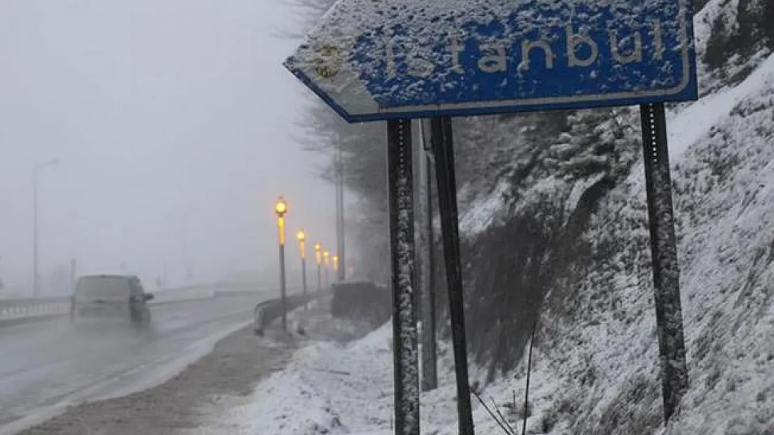İstanbul'da 3 gün boyunca kar yağışı bekleniyor! 3 il için fırtına uyarısı
