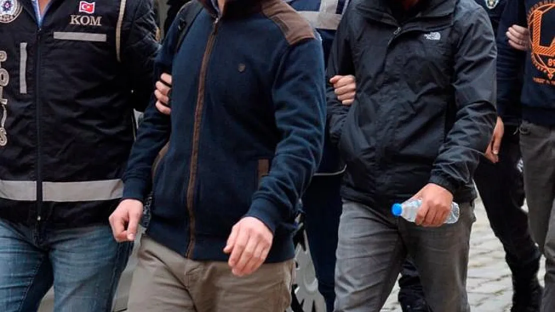 İstanbul'da büyük operasyon! Bin 535 litre sahte içki ele geçirildi