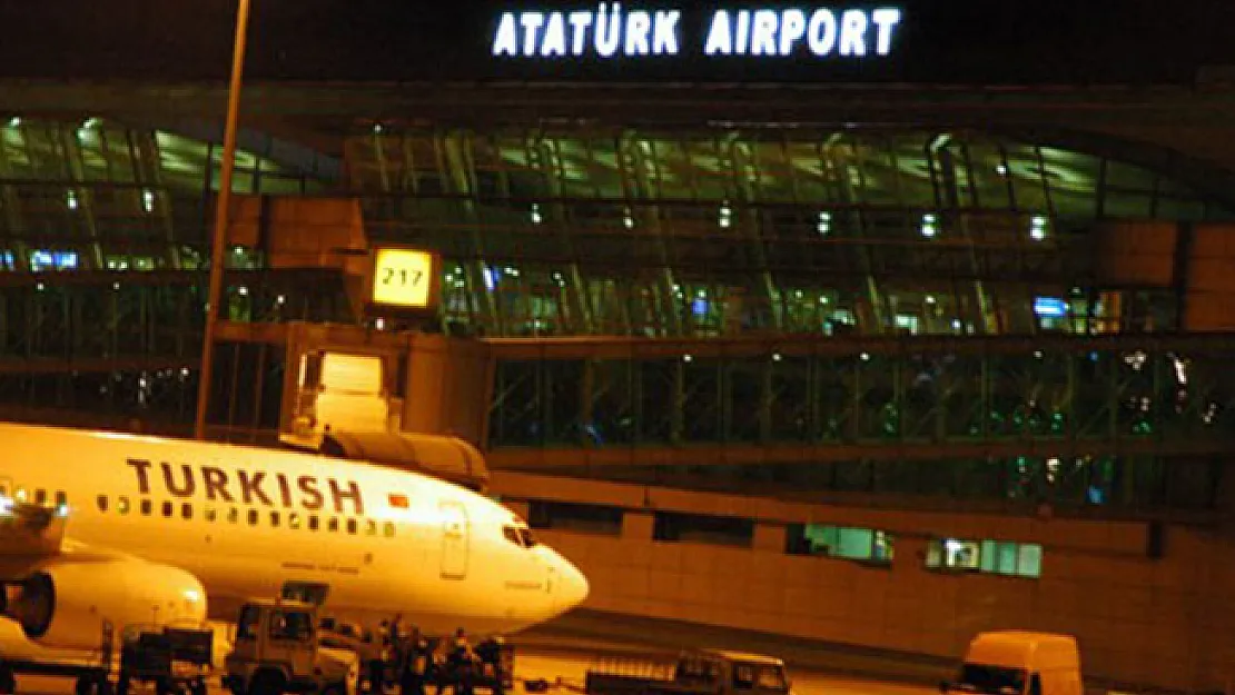 İstanbul'da Hava Ulaşımına Lodos Engeli! Seferler Durma Noktasına Geldi!
