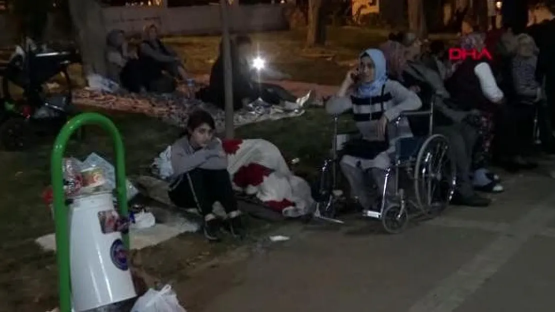 İstanbul'da son dakika deprem sonrasında Kızılay harekete geçti!