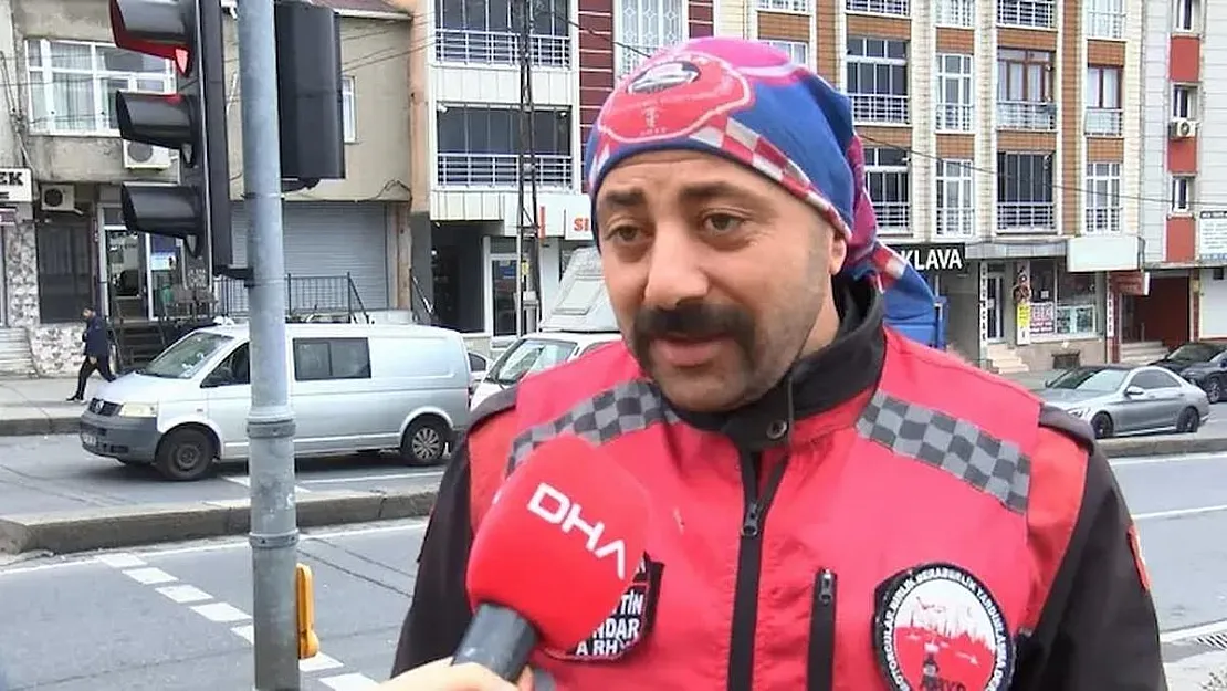 İstanbul'un Yükselen Mesleği: Motokuryelik - Restoran ve Uygulamalar Arasında Terazi