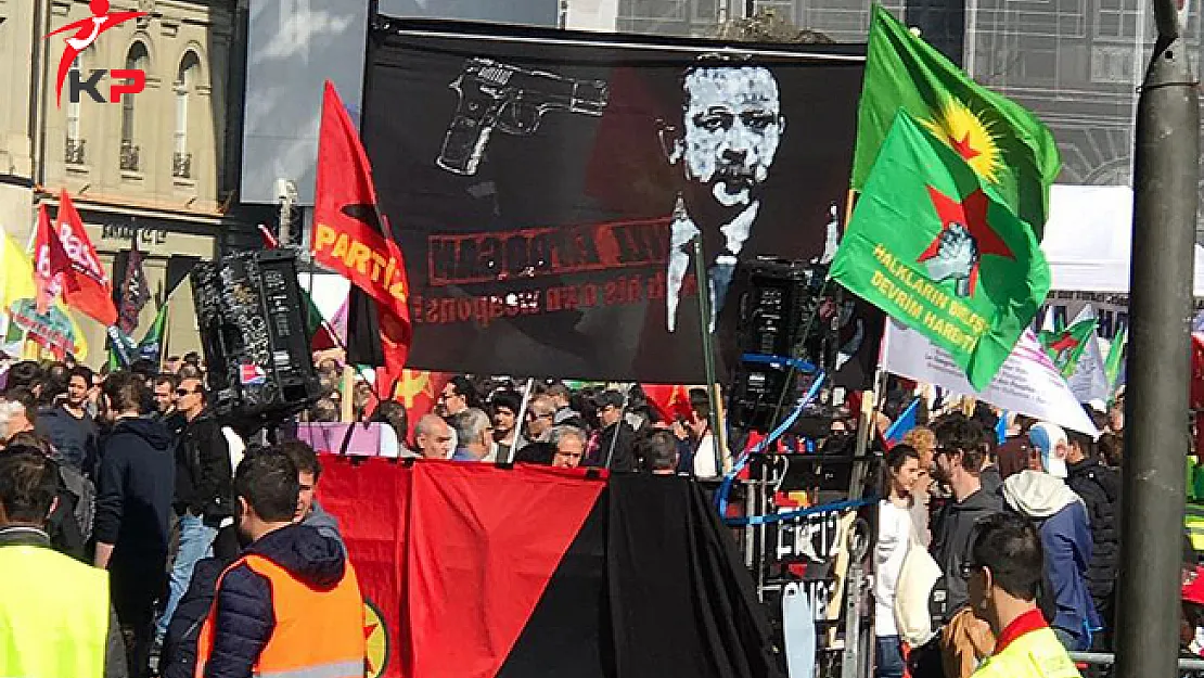 İsviçre, Cumhurbaşkanı Erdoğan'ı Hedef Gösteren Pankart İçin Soruşturma Başlattı