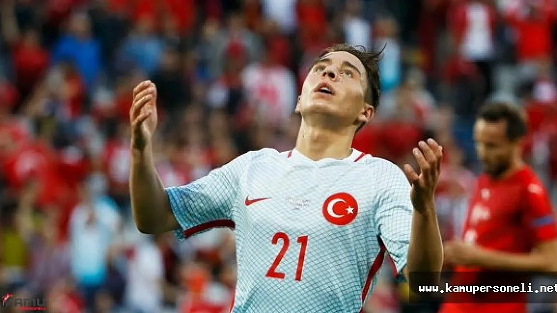 İtalyan Gazeteleri Emre Mor'u Yere Göğe Sığdıramadı