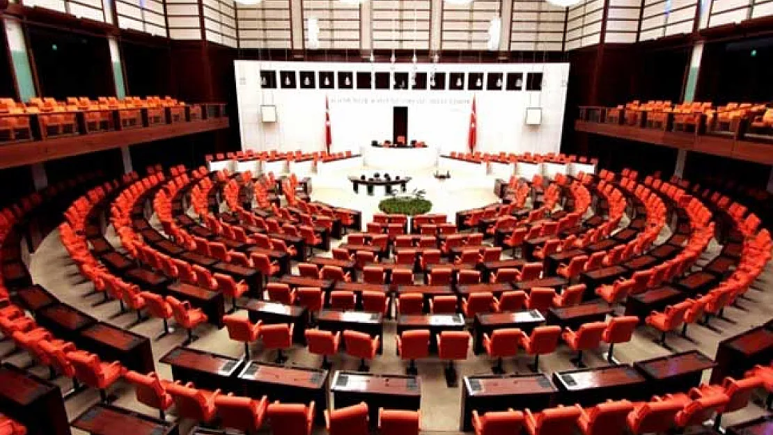 İyi Parti ve MHP Arasında TBMM'de Yer Krizi Yaşandı